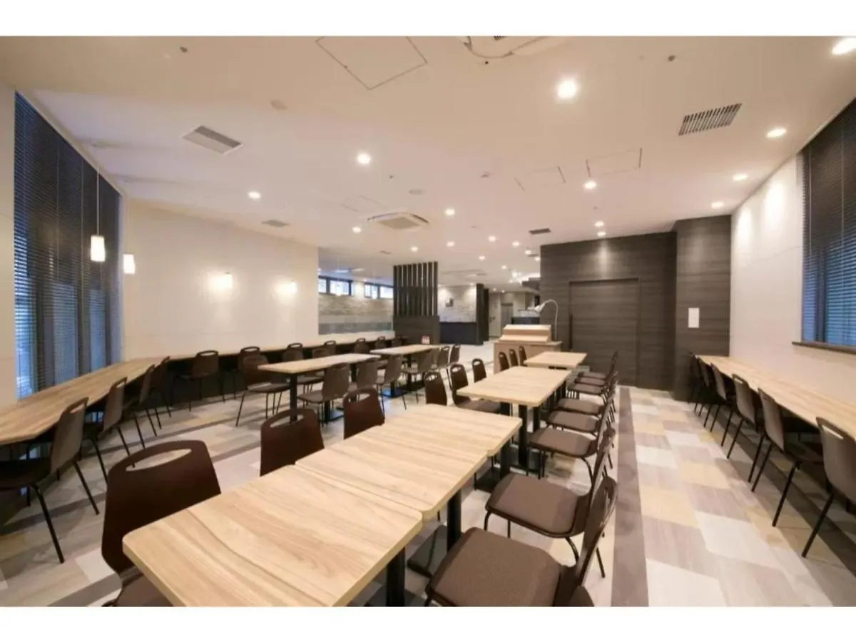 R&B Hotel Shin Osaka Kitaguchi - Vacation Stay 15205V 0*,  Japan